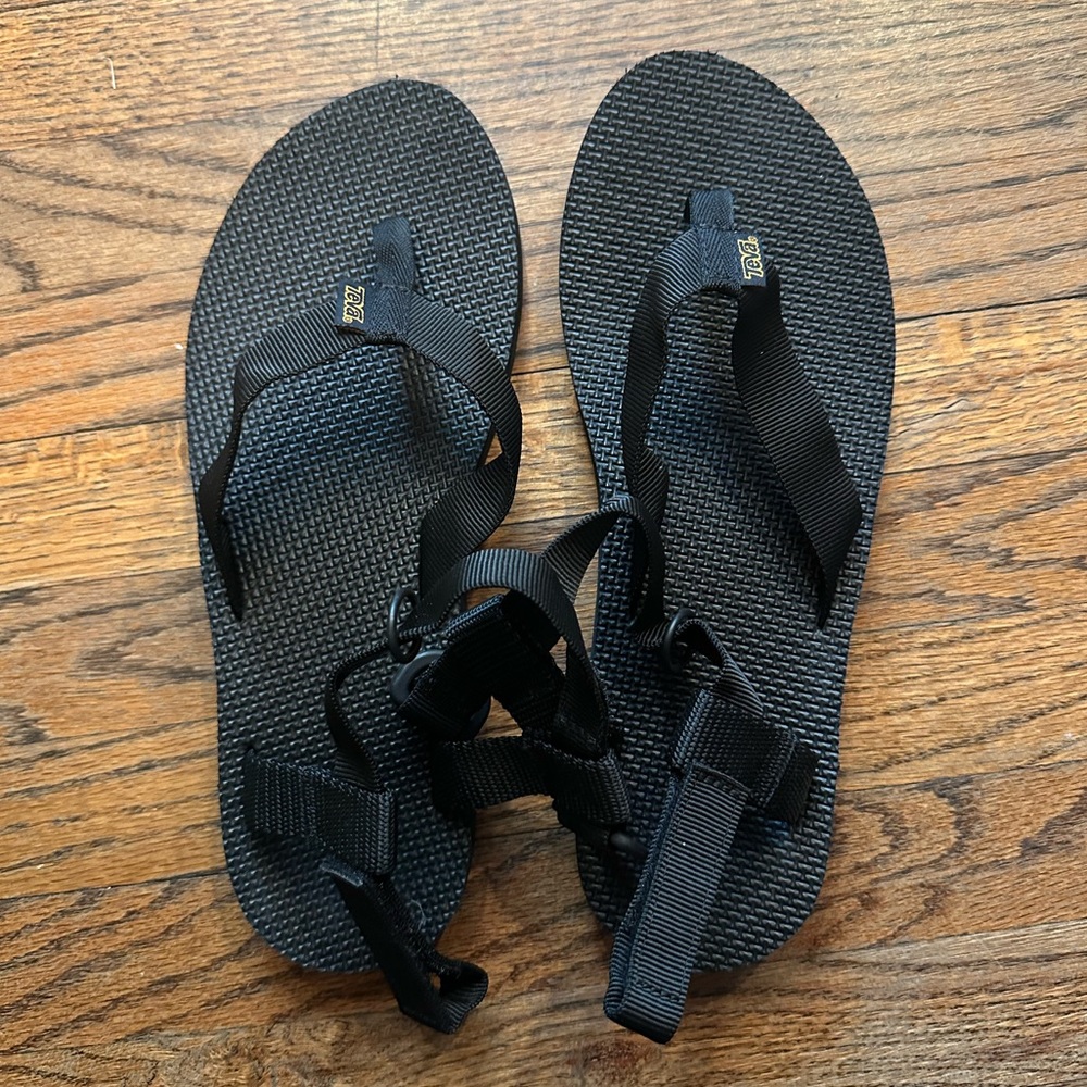 Teva Black Sandals - flip flop style